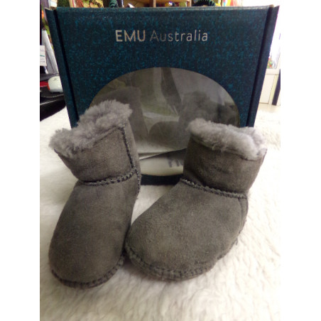 Botas Emu Australia. Talla 12 meses. Segunda mano