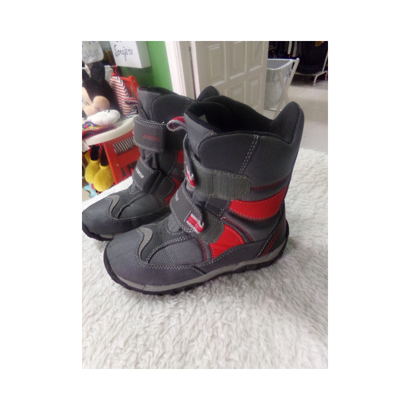 Botas Geox waterproof N 32. Segunda mano